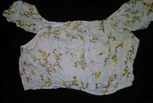 Xhilaration Crop Top